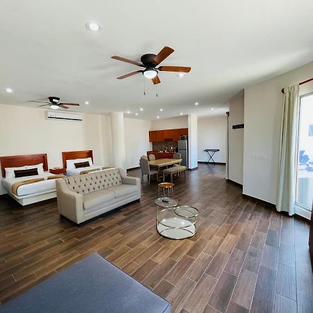 La Lola Hotel & Suites Mazatlán Buitenkant foto