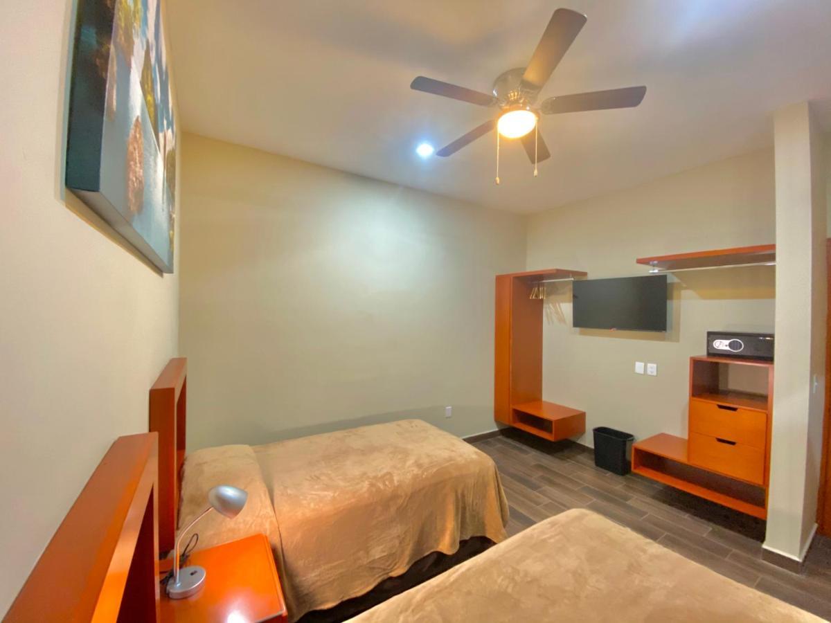 La Lola Hotel & Suites Mazatlán Buitenkant foto