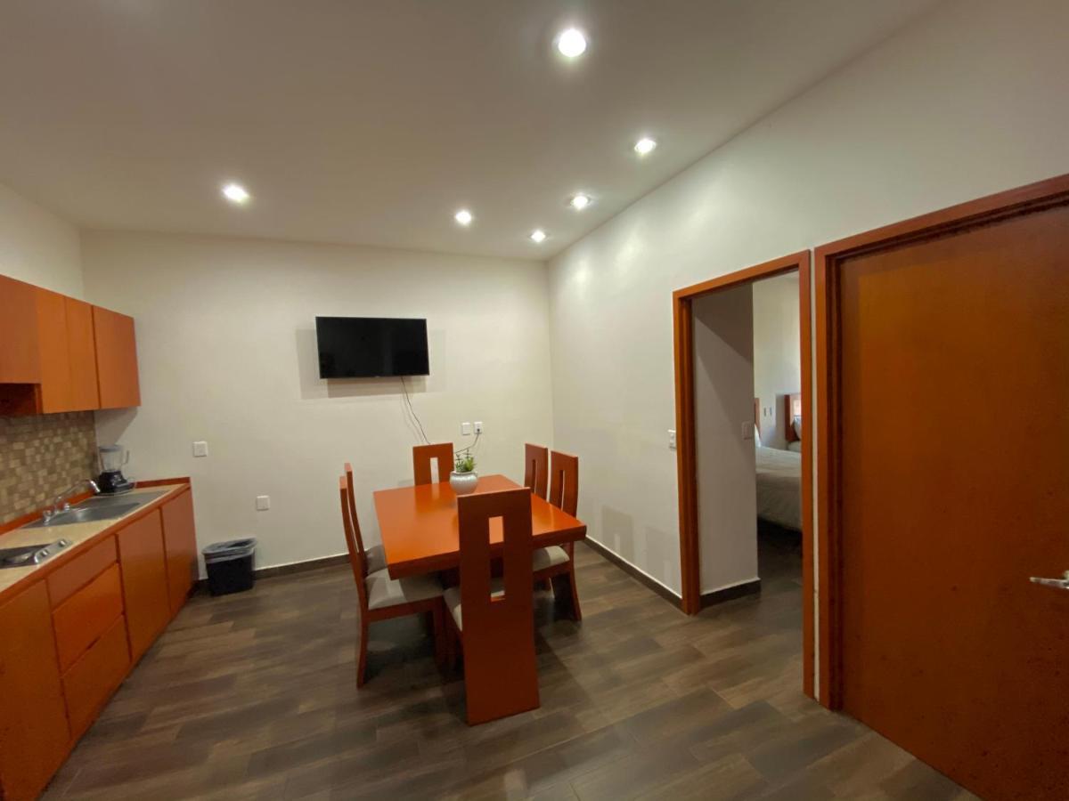 La Lola Hotel & Suites Mazatlán Buitenkant foto